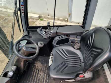 Gázüzemű targoncák 2018  Still RX70-40T (9)