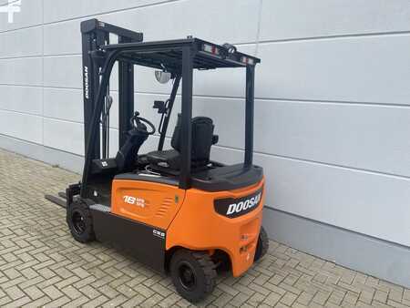 Eléctrico - 4 rodas 2023  Doosan B18X-7 Plus (3)