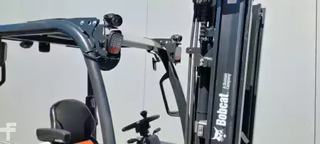 Elektro tříkolové VZV 2026  Bobcat B18NT (3)