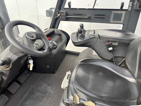 Dieselový VZV 2015  Linde H70D-02 (7)