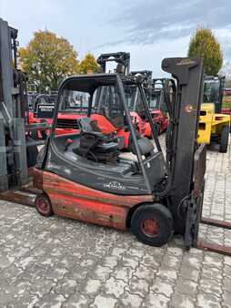 Elektro 4 Rad 2003  Linde E25-02, defekt mit Batterie (3)