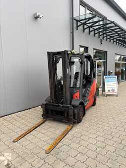 Dieselstapler 2015  Linde H25D-02 (1)