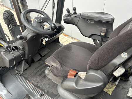 Dieselstapler 2015  Linde H25D-02 (2)