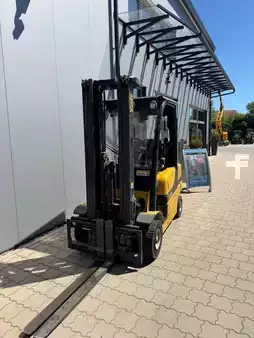 Chariots élévateurs GPL 2016  Yale GLP25LX (5)