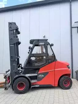 Carrelli elettrici 4 ruote 2019  Linde E80-01/900 (1)