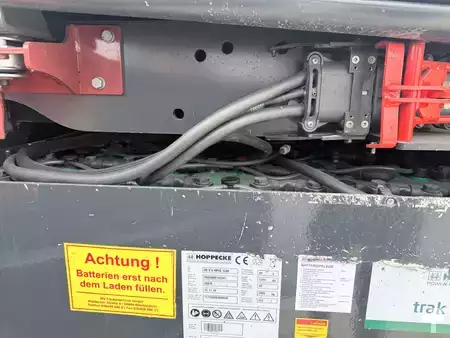 Carrelli elettrici 4 ruote 2019  Linde E80-01/900 (6)