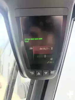 Carrelli elettrici 4 ruote 2019  Linde E80-01/900 (7)