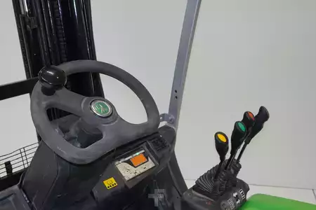 3-wiel elektrische heftrucks 2016  Cesab B318 (4)
