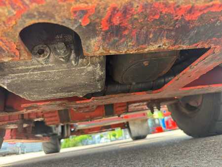 Carregador lateral 2006  Fantuzzi SF60U Triplexmast Diesel (5)