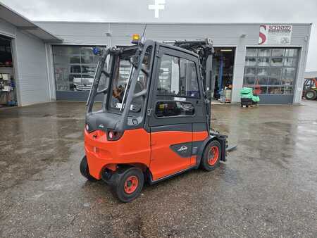 Elektro 4 Rad 2020  Linde E40-600 Triplex Klammergabel (3)