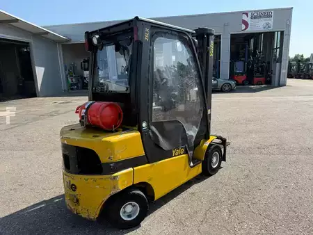 Treibgasstapler 2016  Yale GLP25LX (4)