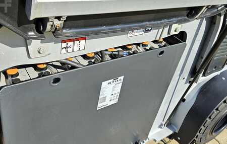 Elektro 4 Rad 2019  Still RX 60-35 (8)