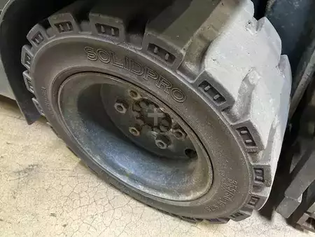Montacargas diésel 2021  Doosan D35C-7 (7)