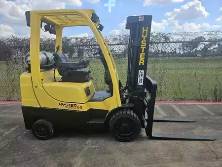 Propane Forklifts  Hyster S60FT (7)