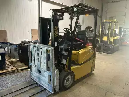 3-Wheel Electric - Yale ERP030VT (1)