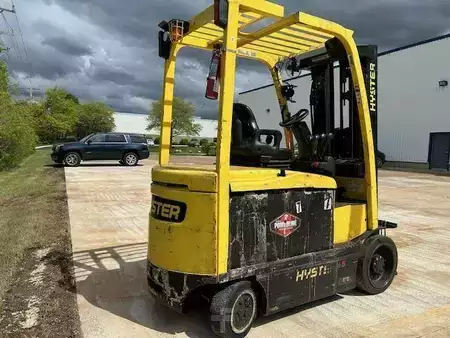 Montacargas Eléctrico (4 ruedas) - Hyster E65XN-40 (2)