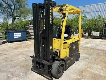 Montacargas Eléctrico (4 ruedas) - Hyster E65XN-40 (3)