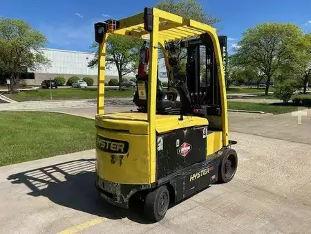 Montacargas Eléctrico (4 ruedas) - Hyster E65XN-40 (2)