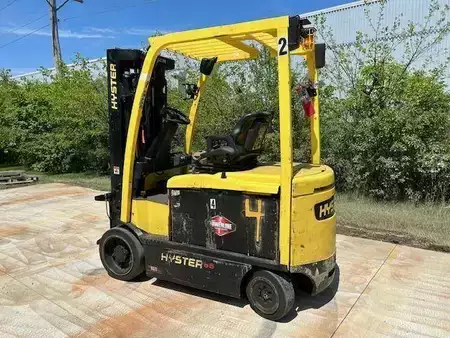 Montacargas Eléctrico (4 ruedas) - Hyster E65XN-40 (2)