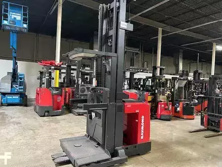 Order Picker  Raymond 550OPC30TT (1)