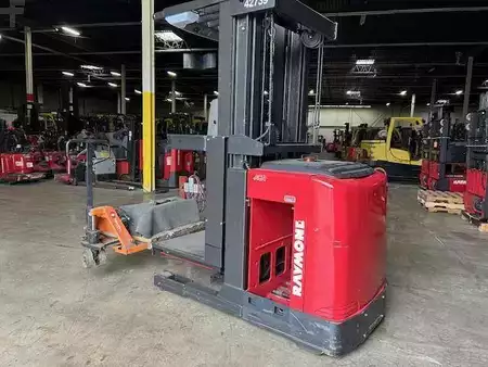 Order Picker  Raymond 540OPC30TT (2)