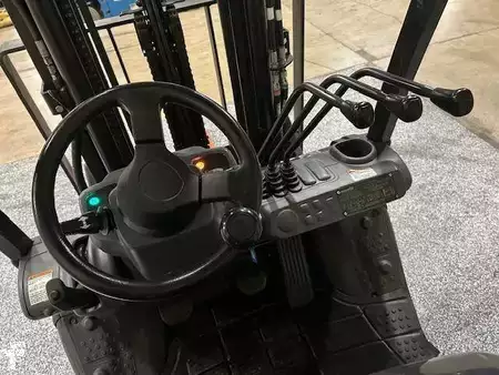 Propane Forklifts - Komatsu FG25ST-16 (9)