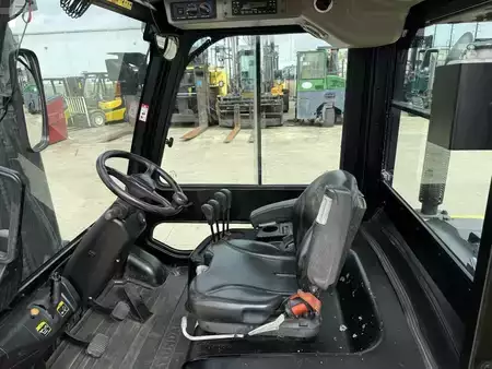 Montacargas diésel 2015  Hyundai 45D-9A (3)