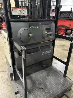 Order Picker  Crown SP3520-30 (3)