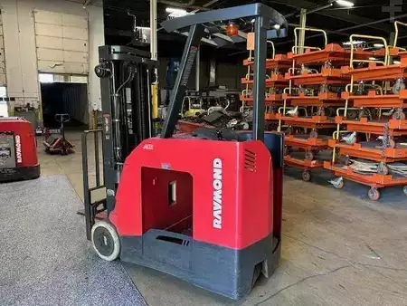 Apilador Hombre a Bordo 2019  Raymond 425C40TT (2)