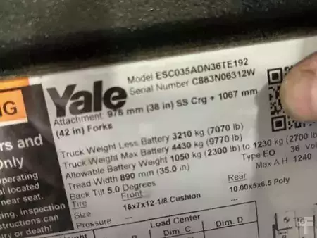 Stand-Up Rider Forklift 2022  Yale ESC035AD (2)