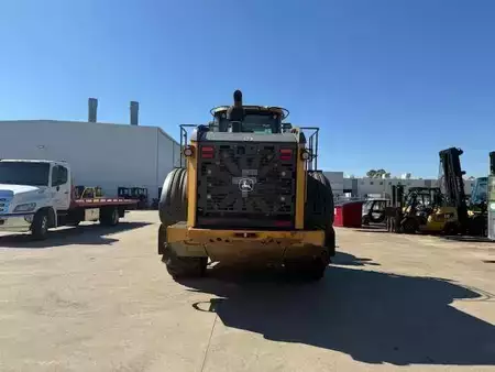 4-Wheel Electric 2018  John Deere 744KII (10)