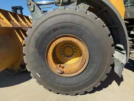 4-Wheel Electric 2018  John Deere 744KII (7)