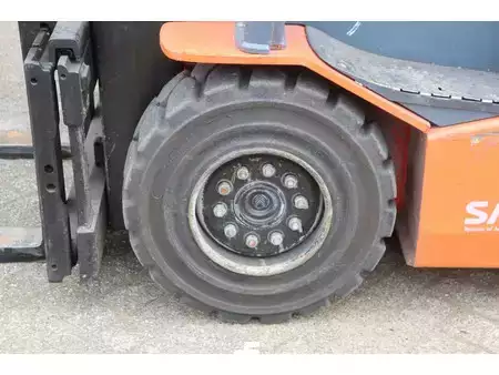 4-wiel elektrische heftrucks 2013  Toyota 8FBMT30 (14)
