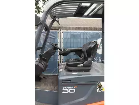 4-wiel elektrische heftrucks 2013  Toyota 8FBMT30 (21)