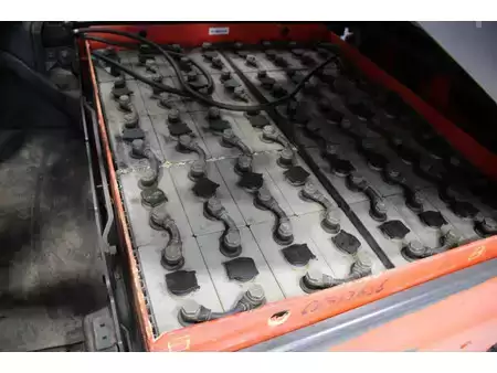 El truck - 4 hjulet 2014  Linde E25L-01 (19)