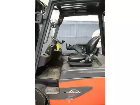 El truck - 4 hjulet 2014  Linde E25L-01 (20)