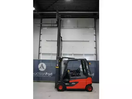 El truck - 4 hjulet 2014  Linde E25L-01 (29)