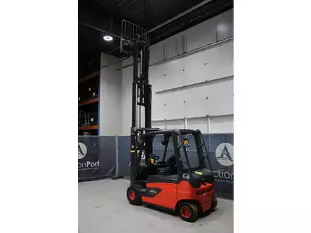 El truck - 4 hjulet 2014  Linde E25L-01 (30)