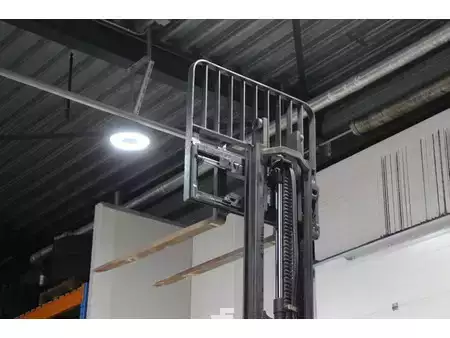 El truck - 4 hjulet 2014  Linde E25L-01 (31)