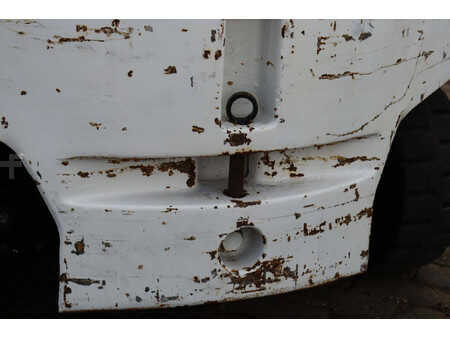 Chariots électriques à 4 roues - Yale  (17)