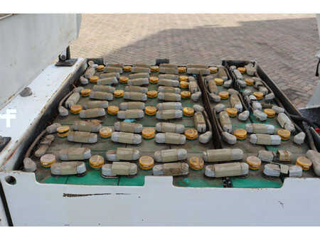 Chariots électriques à 4 roues - Yale  (24)