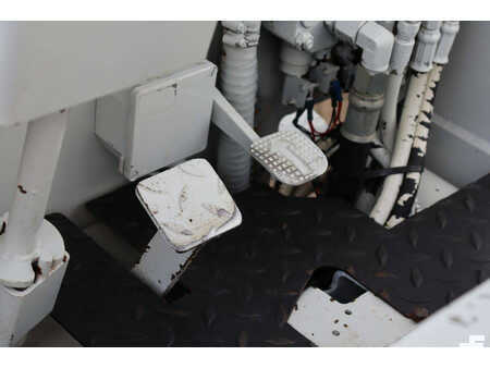 Chariots électriques à 4 roues - Yale  (30)