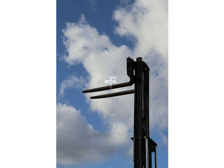 Chariots électriques à 4 roues - Yale  (40)