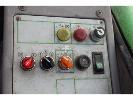 Wózki teleskopowe sztywne 2012  Merlo P38.14 (32)