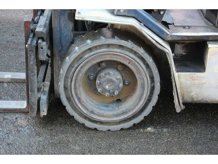 Dieselový VZV 1995  Komatsu FD30T-11E (15)