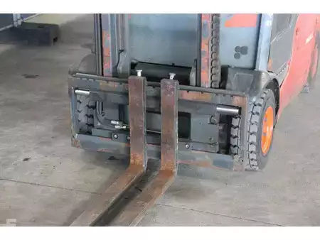 LPG VZV 2012  Linde H16T-01 (10)