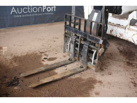 Telescopic forklift rigid 2009  Manitou MT 1840 (13)