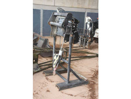 Telescopic forklift rigid 2009  Manitou MT 1840 (9)