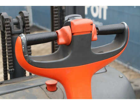 Hochhubwagen - Fenwick L14 AP (12)