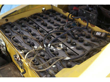 Elektro 4 Rad 2018  Hyster J2.5XN (33)